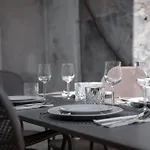 3 Bedrooms Old Town Secret Gem With Private Garden Салуццо