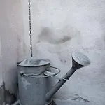 3 Bedrooms Old Town Secret Gem With Private Garden Дом отдыха