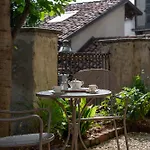 3 Bedrooms Old Town Secret Gem With Private Garden *