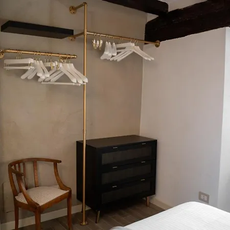 別荘 3 Bedrooms Old Town Secret Gem With Private Garden