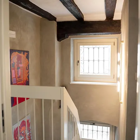 3 Bedrooms Old Town Secret Gem With Private Garden 別荘 サルッツォ