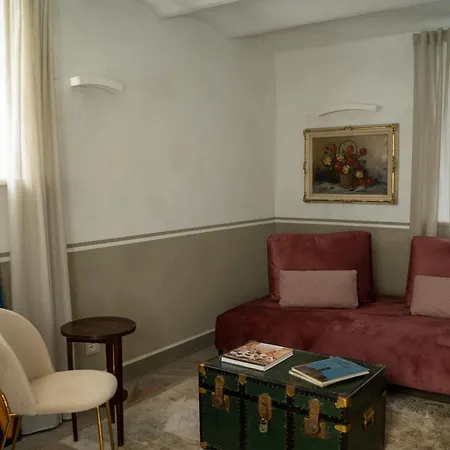 別荘 3 Bedrooms Old Town Secret Gem With Private Garden *