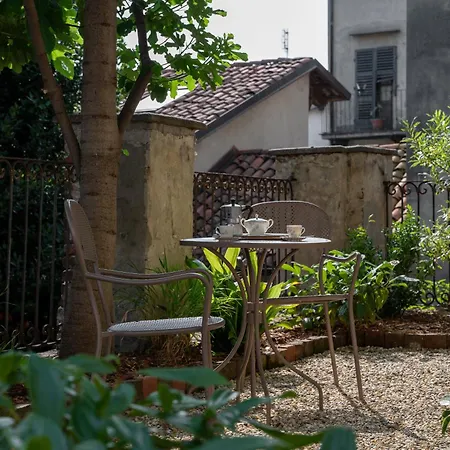 3 Bedrooms Old Town Secret Gem With Private Garden