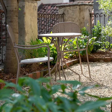 3 Bedrooms Old Town Secret Gem With Private Garden