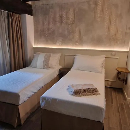 別荘 3 Bedrooms Old Town Secret Gem With Private Garden