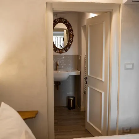 3 Bedrooms Old Town Secret Gem With Private Garden 別荘 *