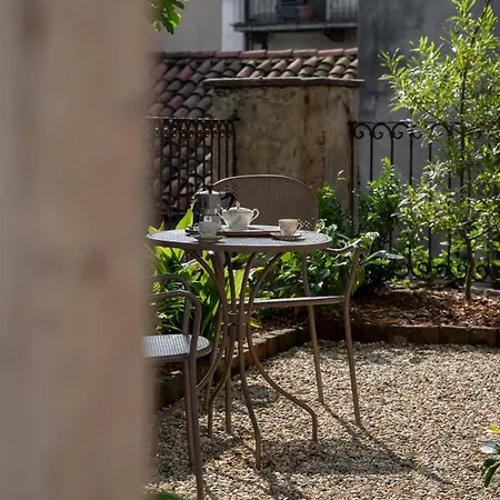 3 Bedrooms Old Town Secret Gem With Private Garden 別荘 サルッツォ
