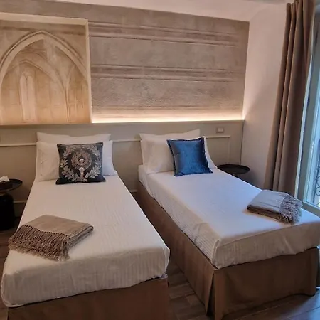 3 Bedrooms Old Town Secret Gem With Private Garden 別荘 サルッツォ