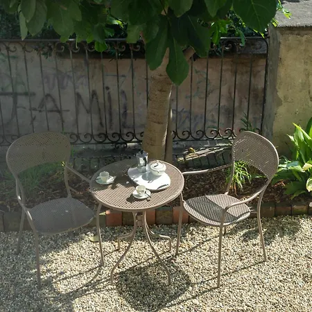 別荘 3 Bedrooms Old Town Secret Gem With Private Garden
